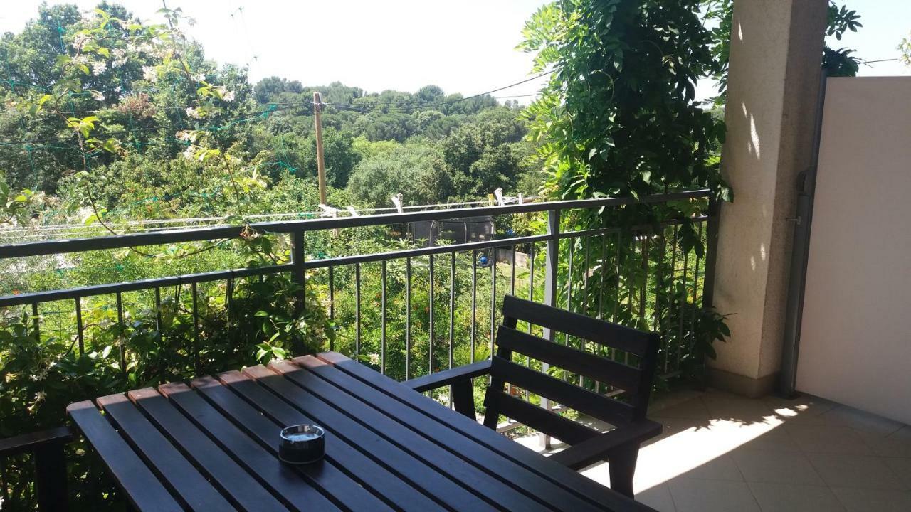 Hiša za goste Apartments And Rooms Mofardin 3*